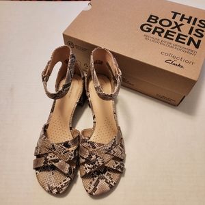 Clarks Women's Caroleigh Rori Heeled Sandal, Snake, Sz8